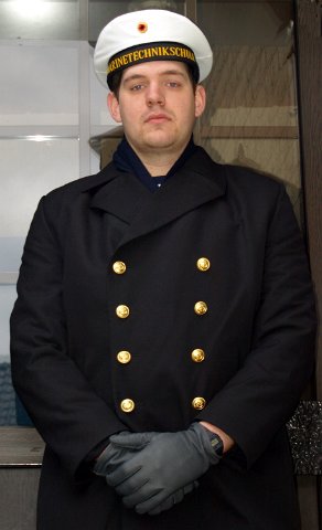 201002280010